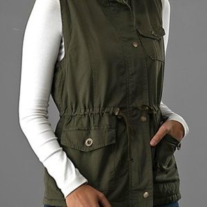 C'Esttoi Anorak Safari Vest